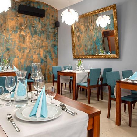 Hotel Academic Zvolen Bagian luar foto