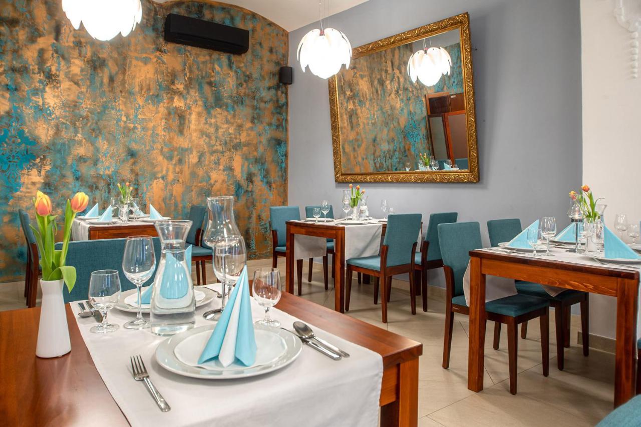 Hotel Academic Zvolen Bagian luar foto
