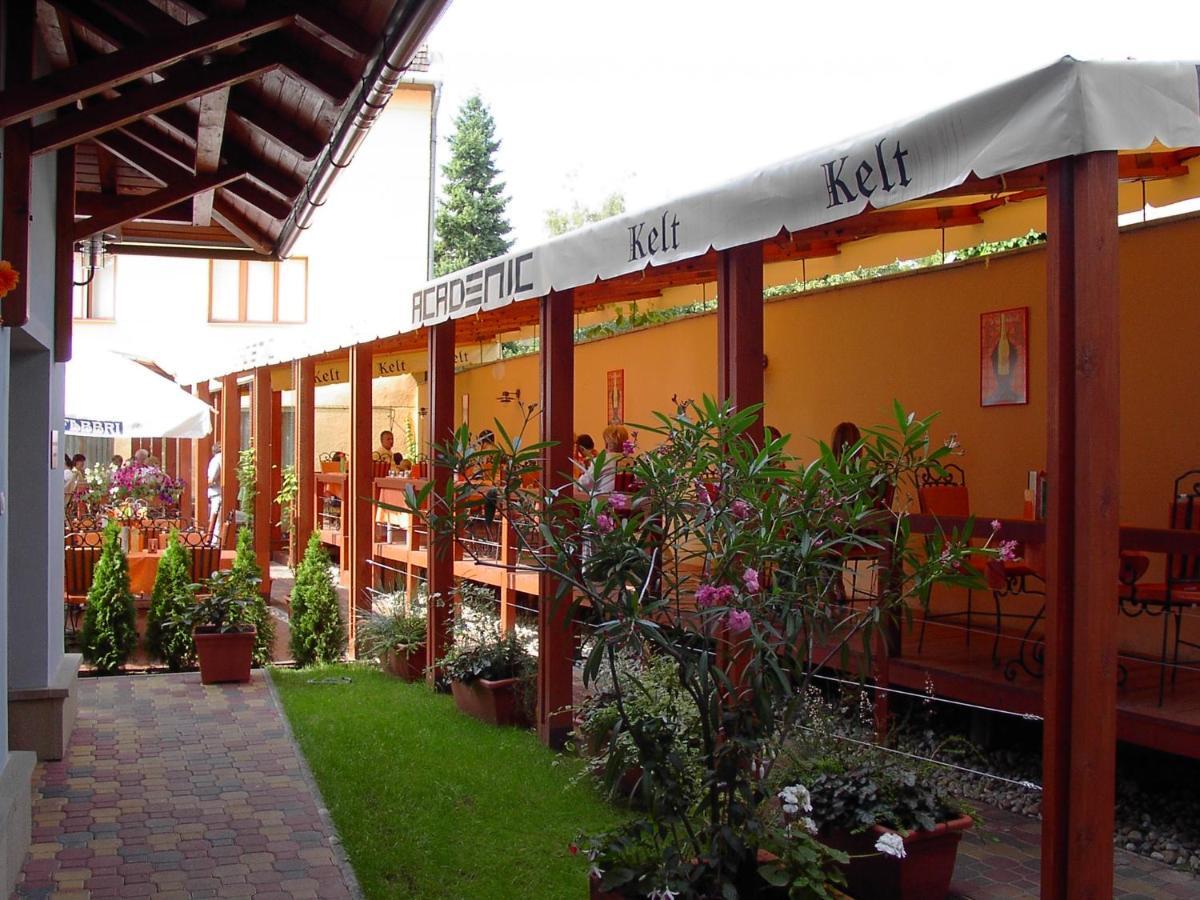 Hotel Academic Zvolen Bagian luar foto